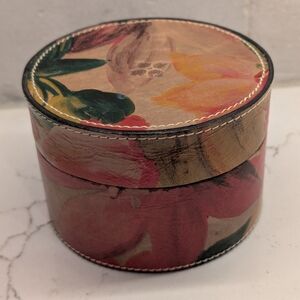 Patricia Nash Tondo Round Box - NWT - Floral 5.5x3.5 Inches